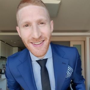 Meet your Posher, Nicholas